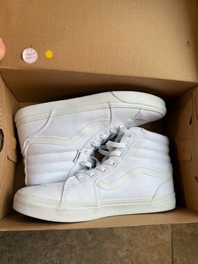 Vans Filmore Hi Youth Size 7 All White Canvas Lace Up Sneakers New